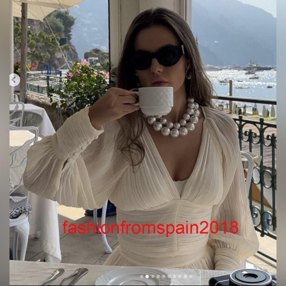 Zara Cream Skirt Set - Picture 11 of 13